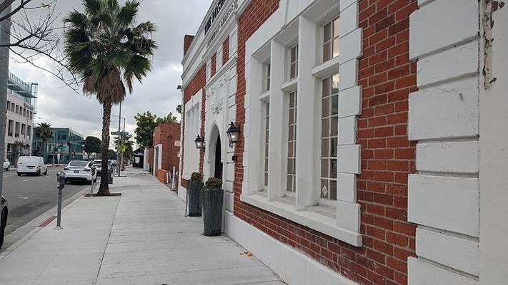 PXL 20260211 192118979